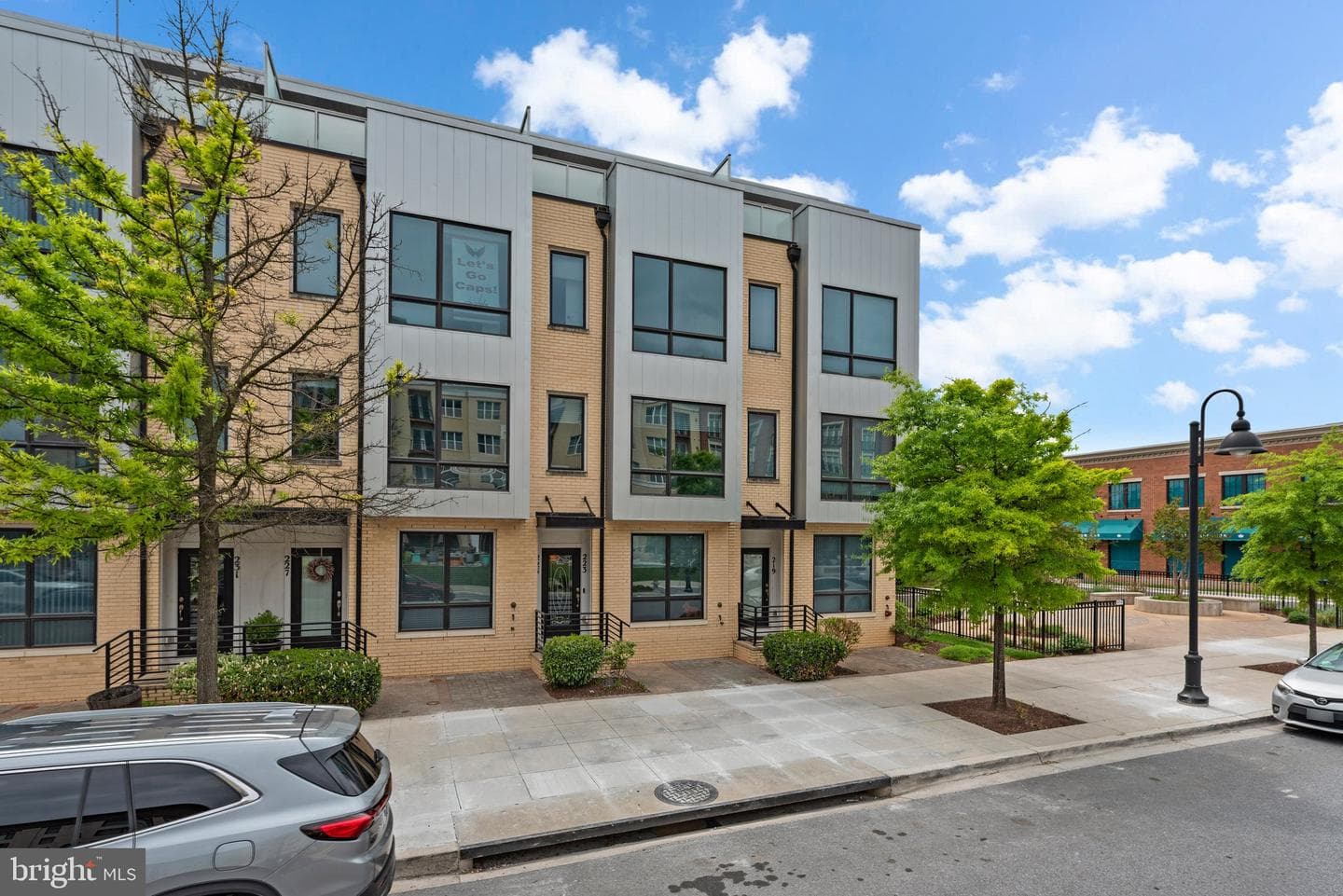 223 Crown Park Avenue photo 30