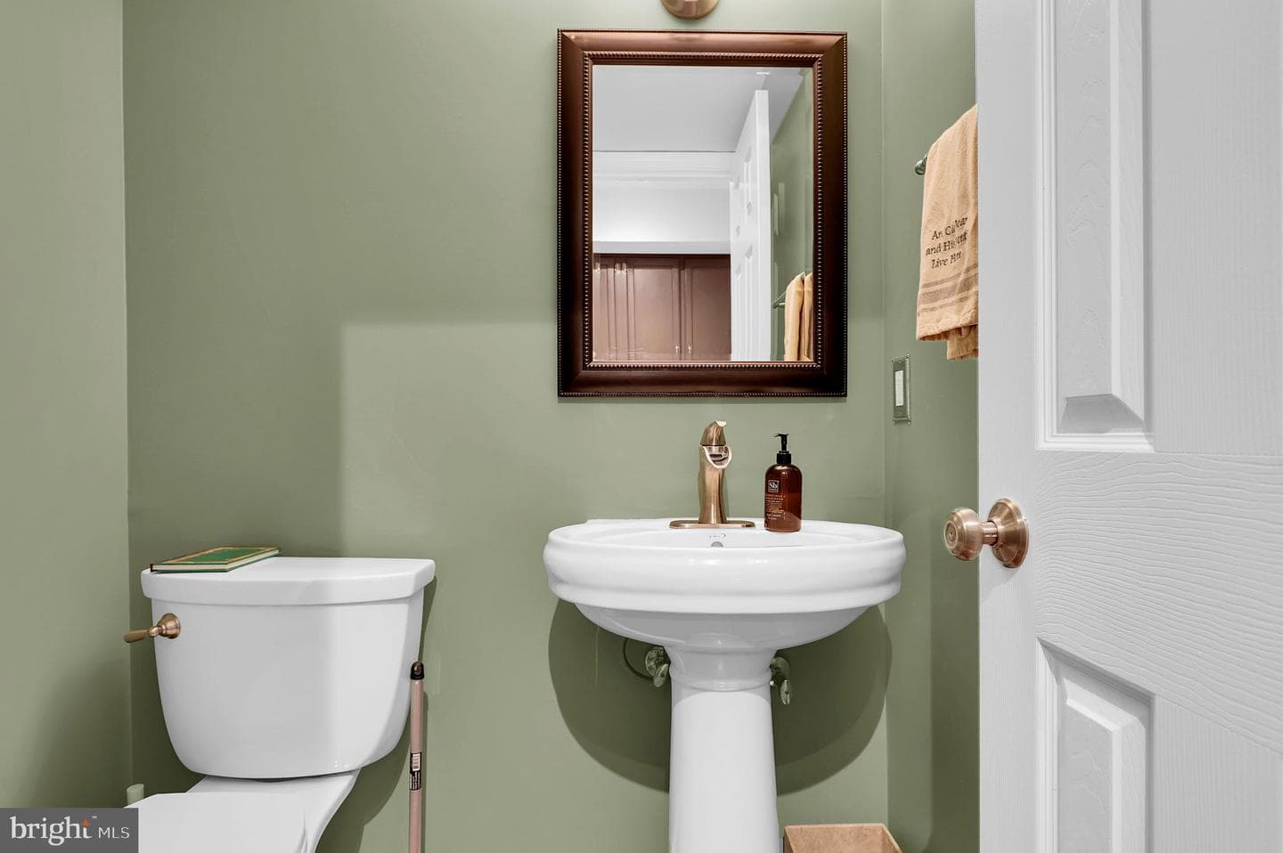 20517 Bargene Way photo 14