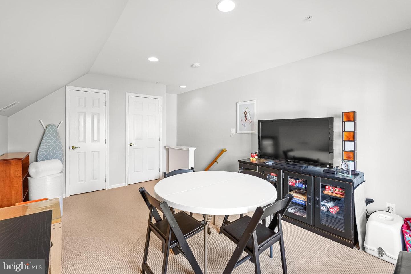 808 Oak Knoll Terrace photo 16