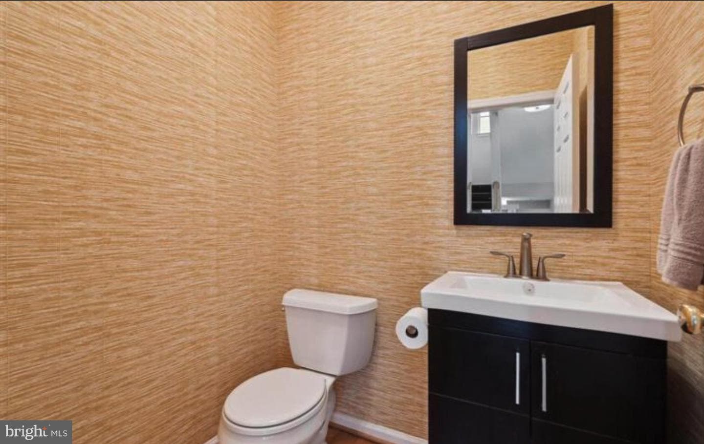 327 Cross Green Street #327b photo 12