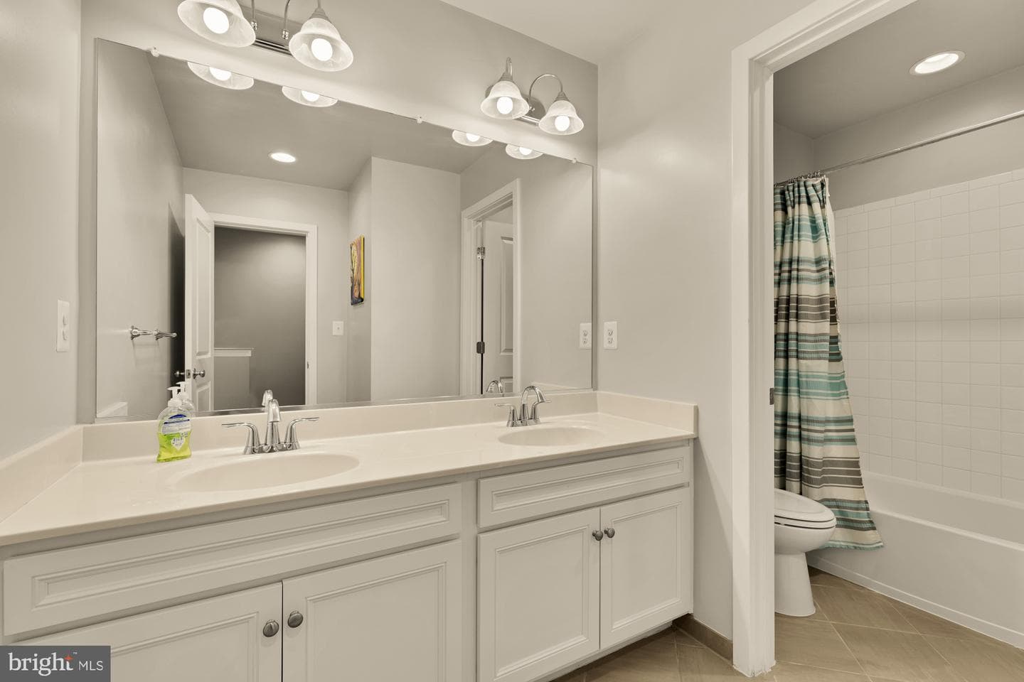 12613 Macaulay Street photo 21