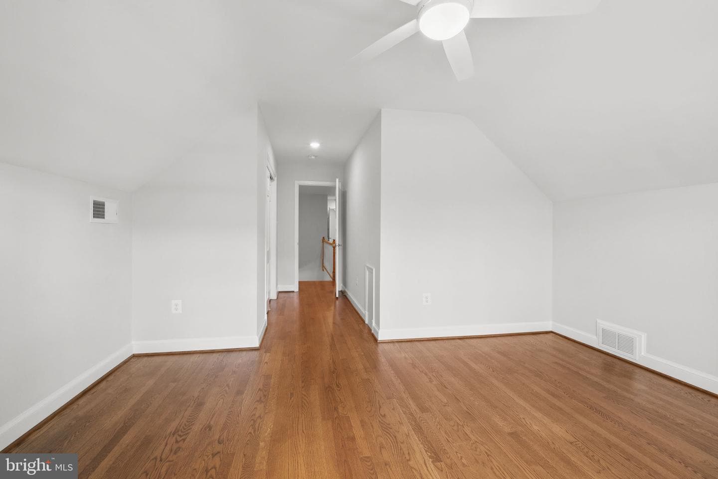 11005 Luxmanor Road photo 28