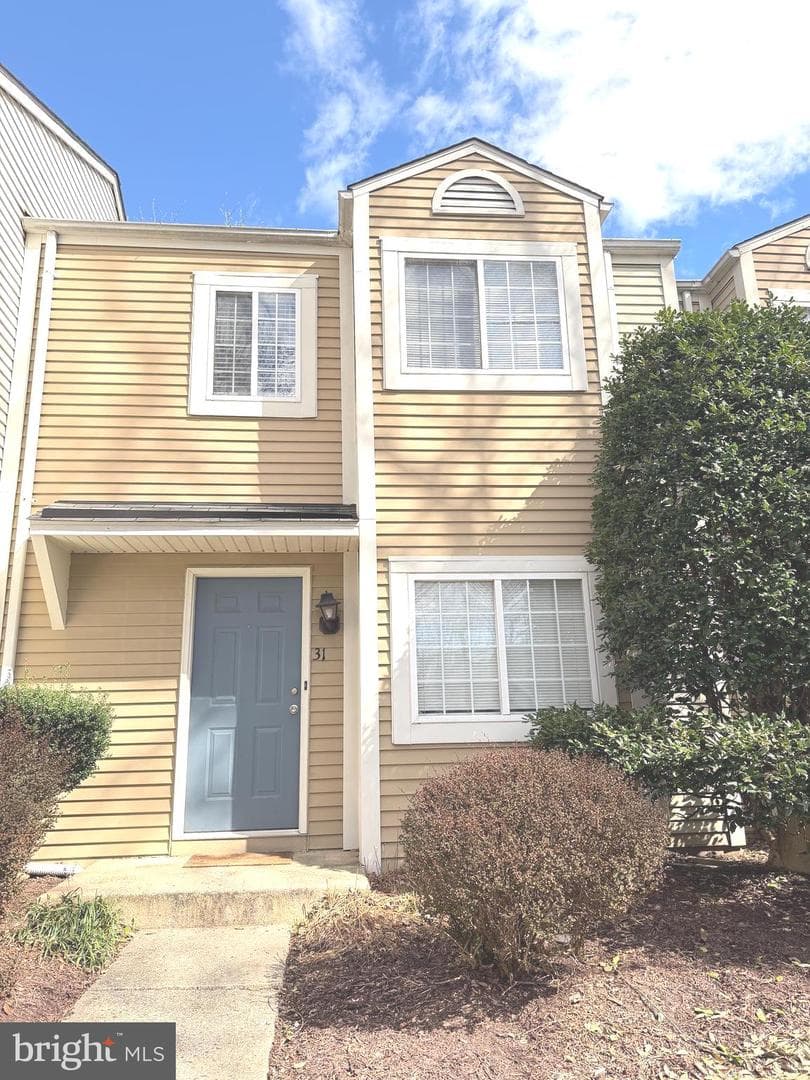 31 Stoney Point Court photo 3