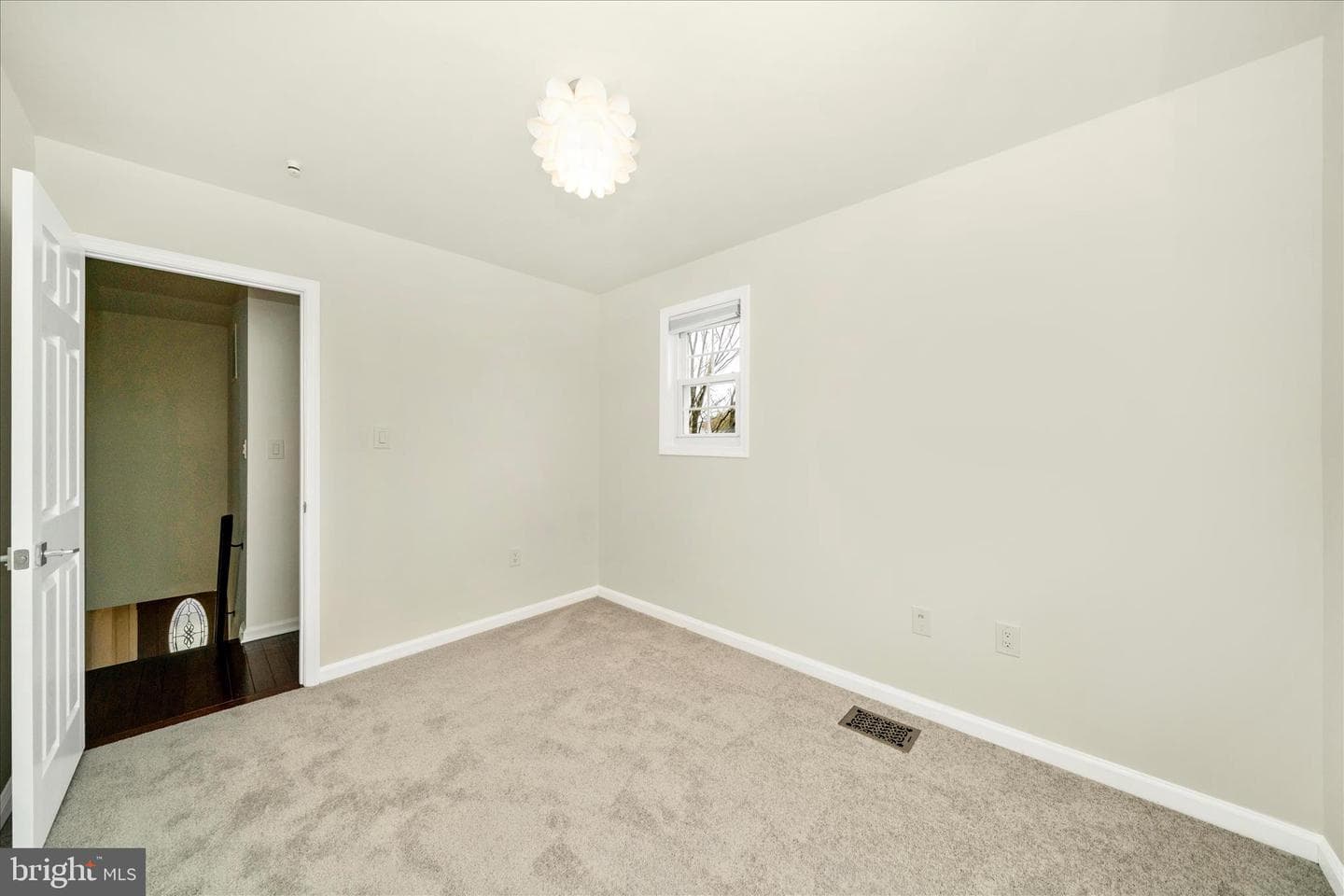 74 Orchard Drive photo 31
