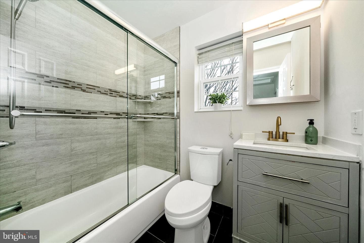 74 Orchard Drive photo 32