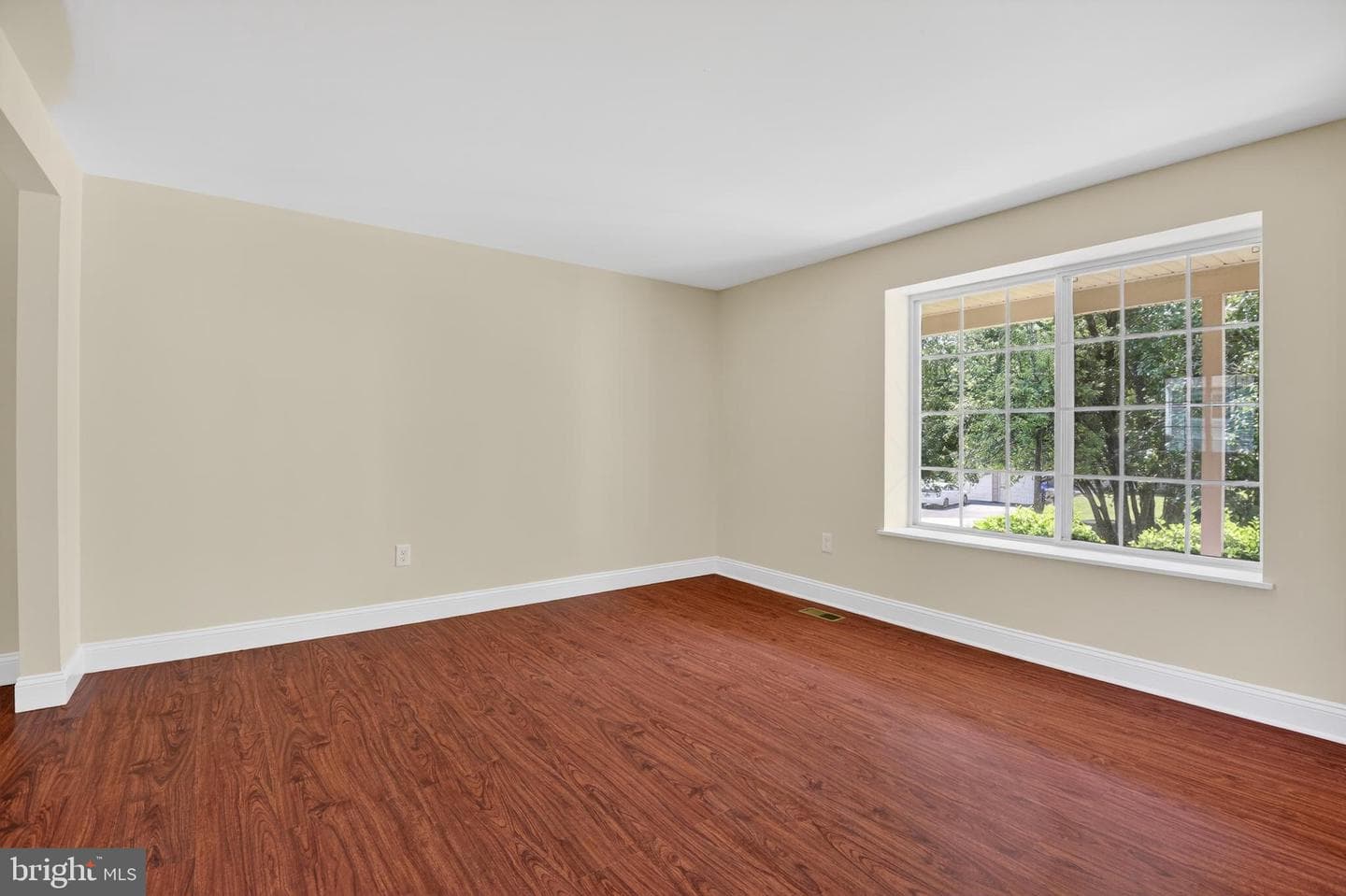 8113 Brucar Court photo 6