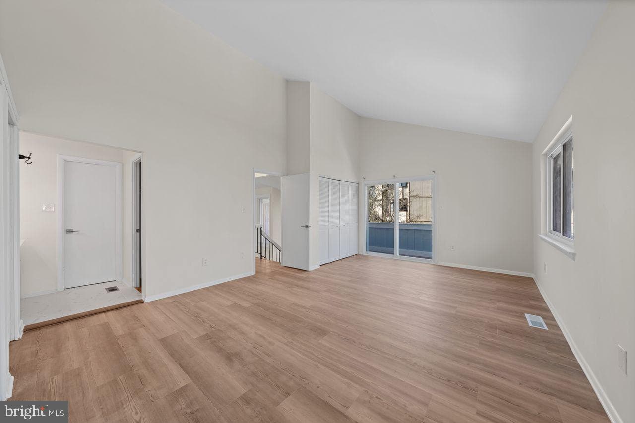 18444 Stone Hollow Drive photo 21