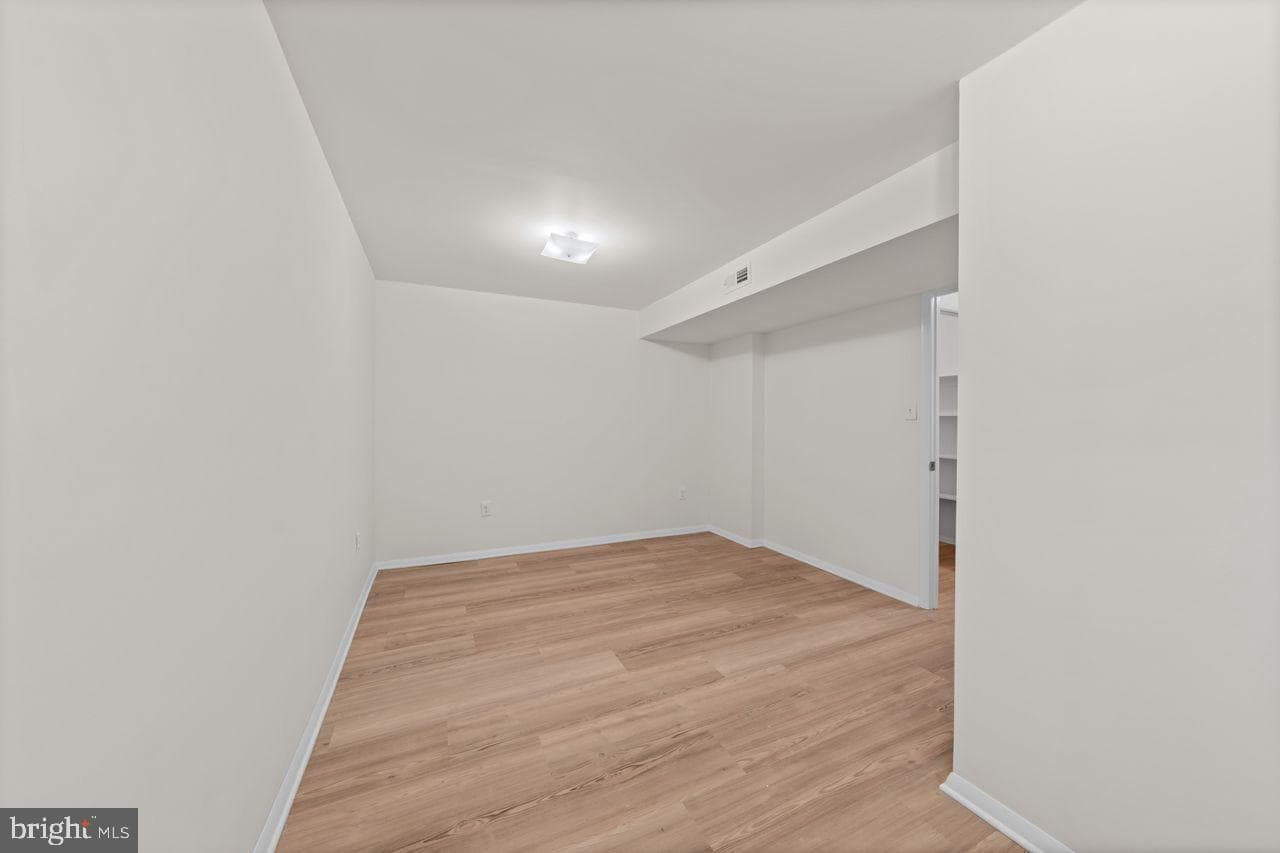 18444 Stone Hollow Drive photo 34