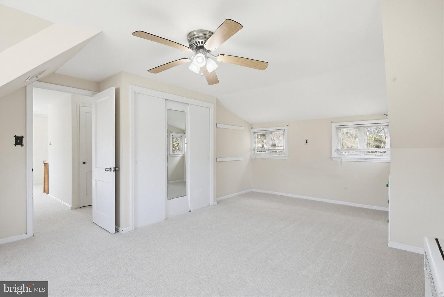 10202 Gardiner Avenue photo 17