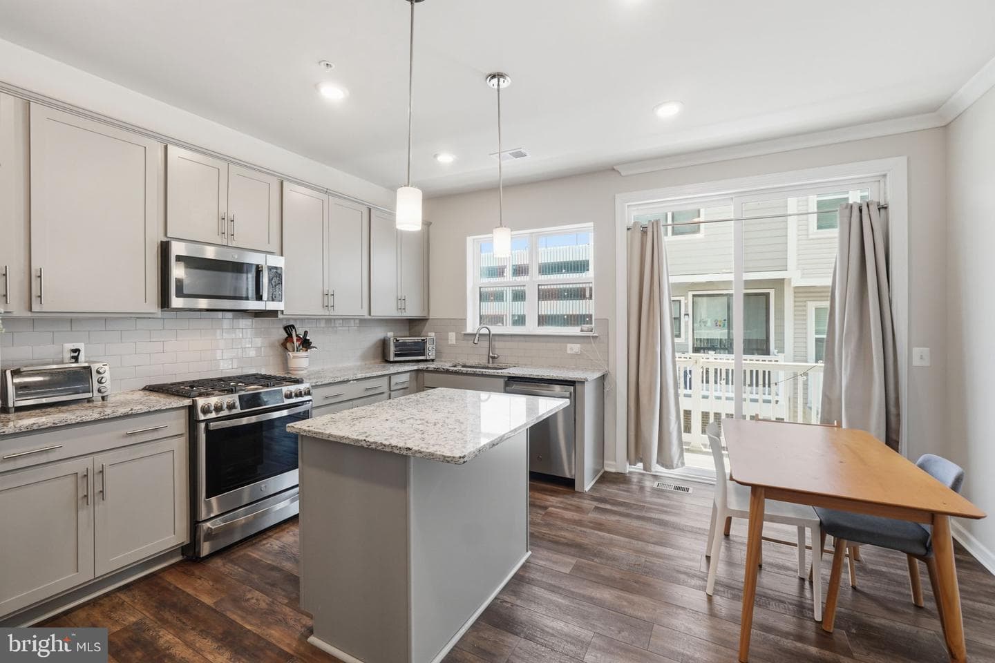 8150 Tompkins Street photo 3