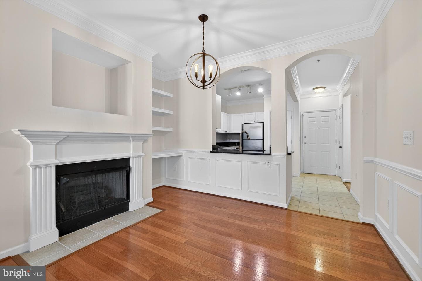 31 Booth Street #358 photo 8