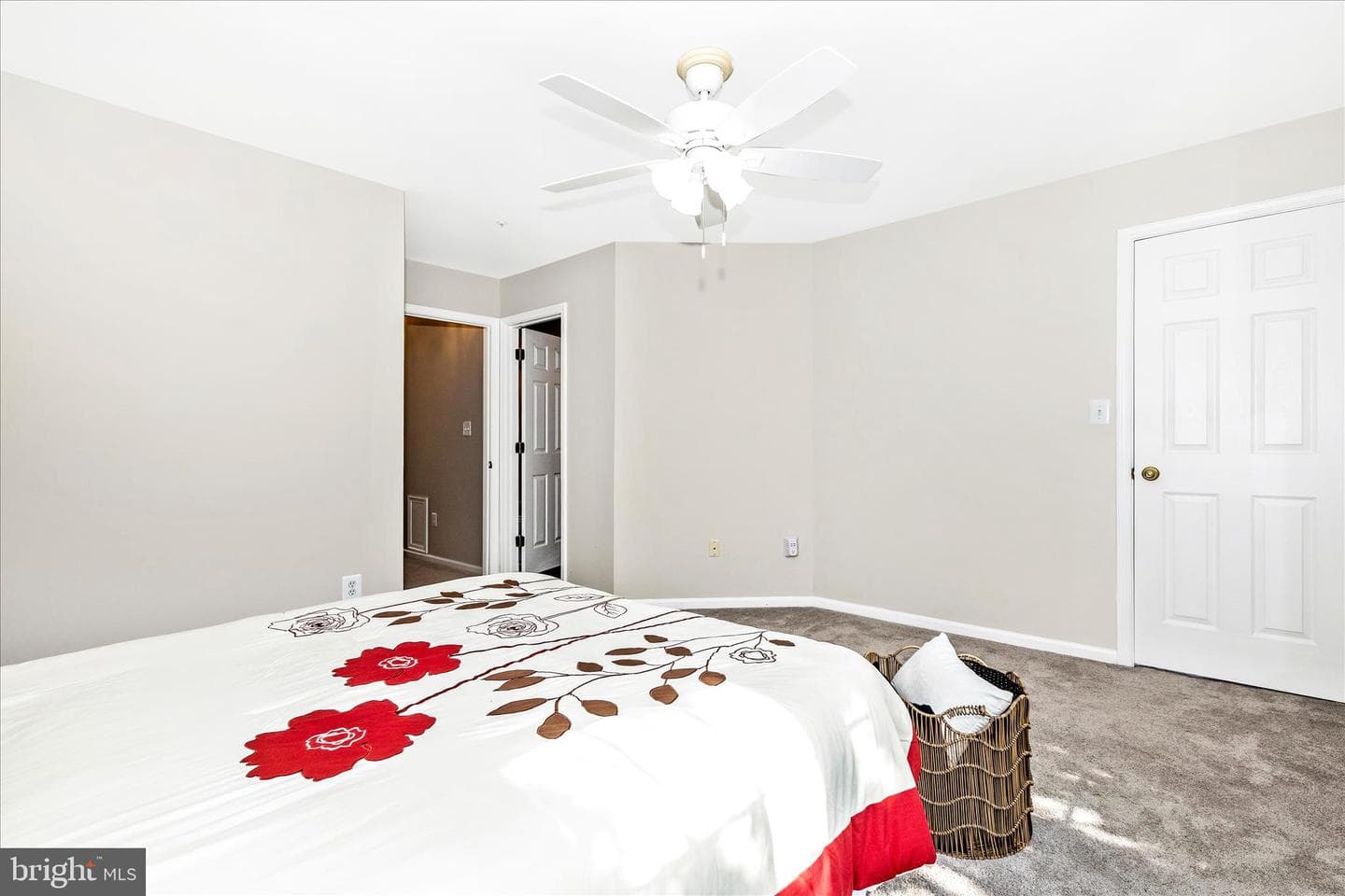 9621 Athens Place photo 24