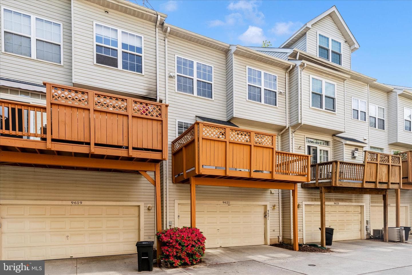 9621 Athens Place photo 44