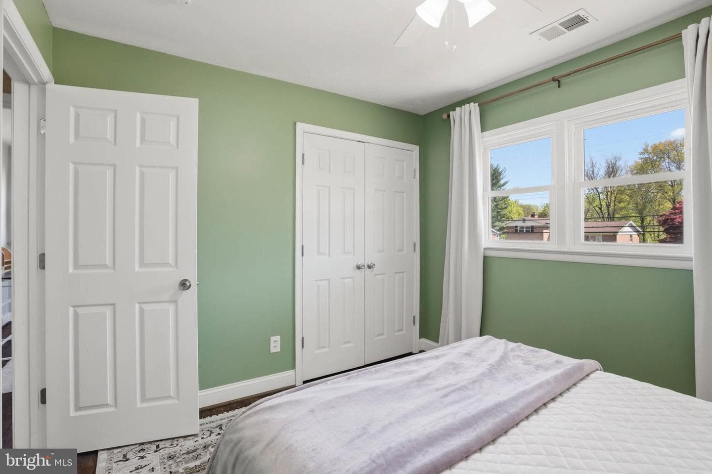 810 Venice Drive photo 17