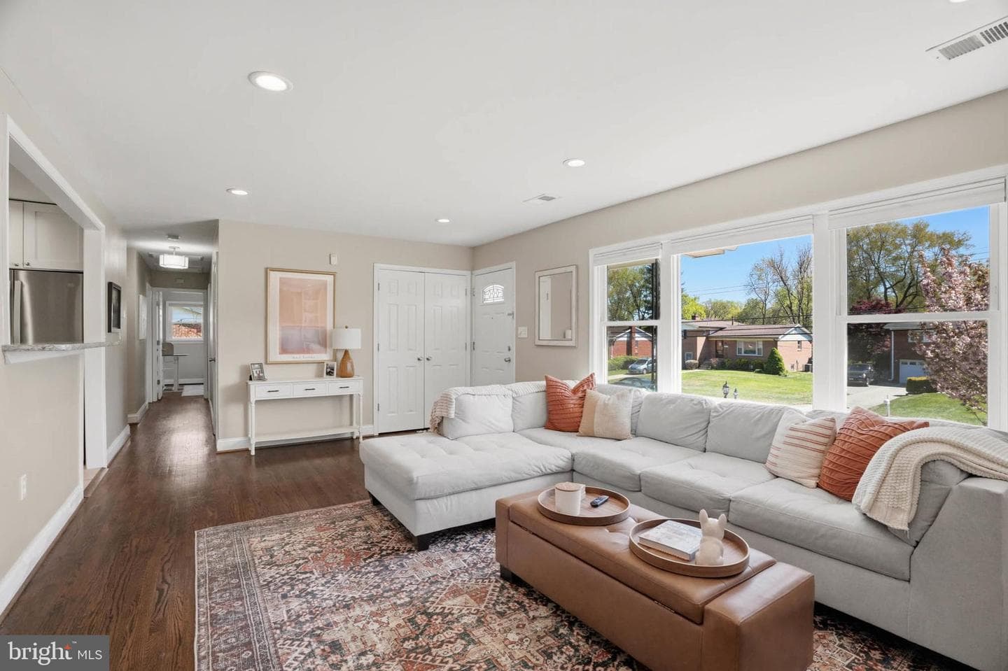 810 Venice Drive photo 4