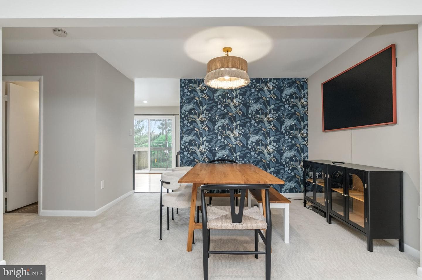 5304 King Charles Way photo 15