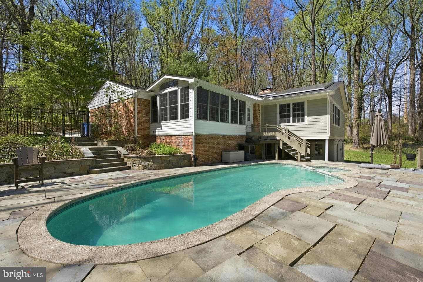 22 Brinkwood Road photo 32