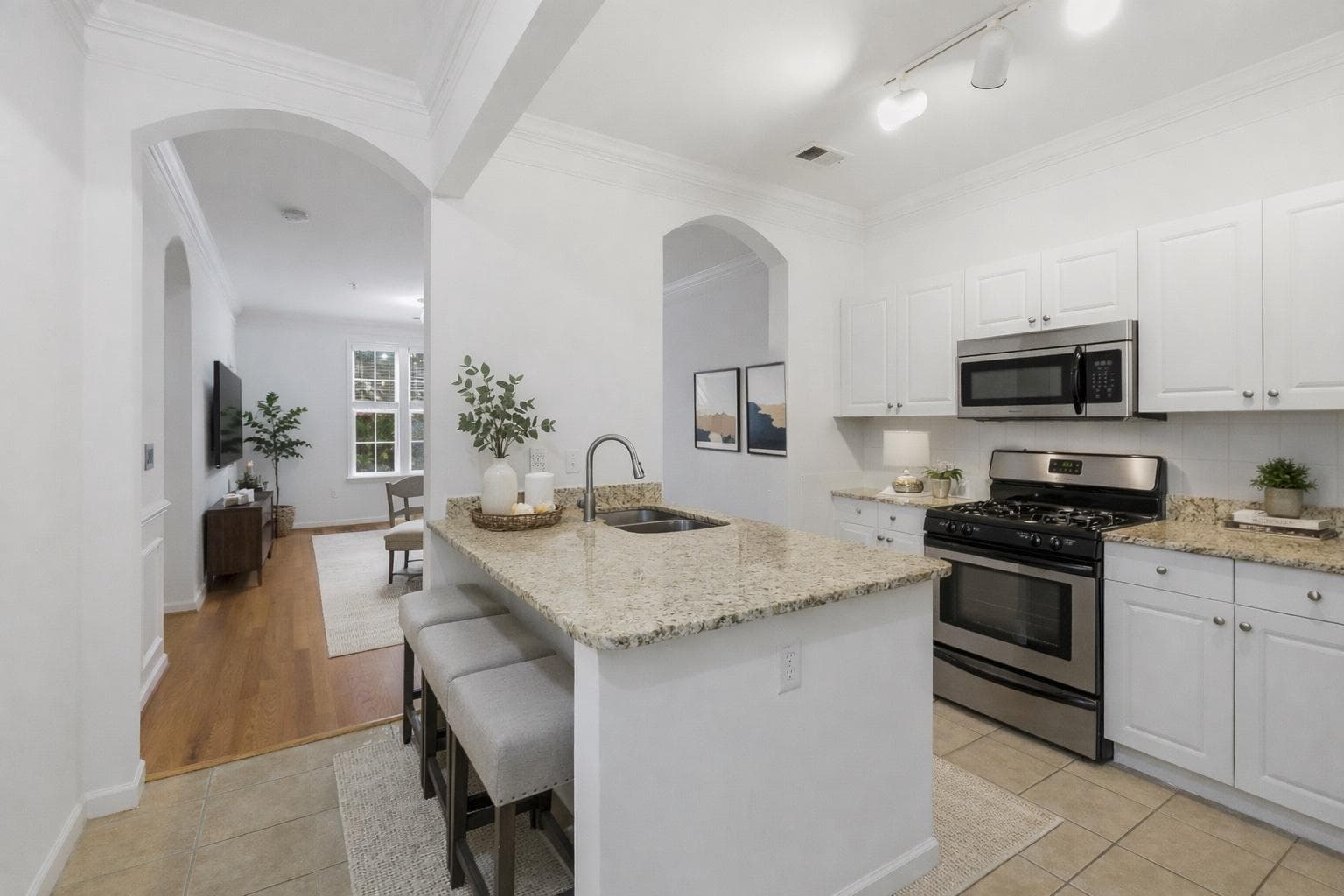31 Booth Street #b55, Gaithersburg