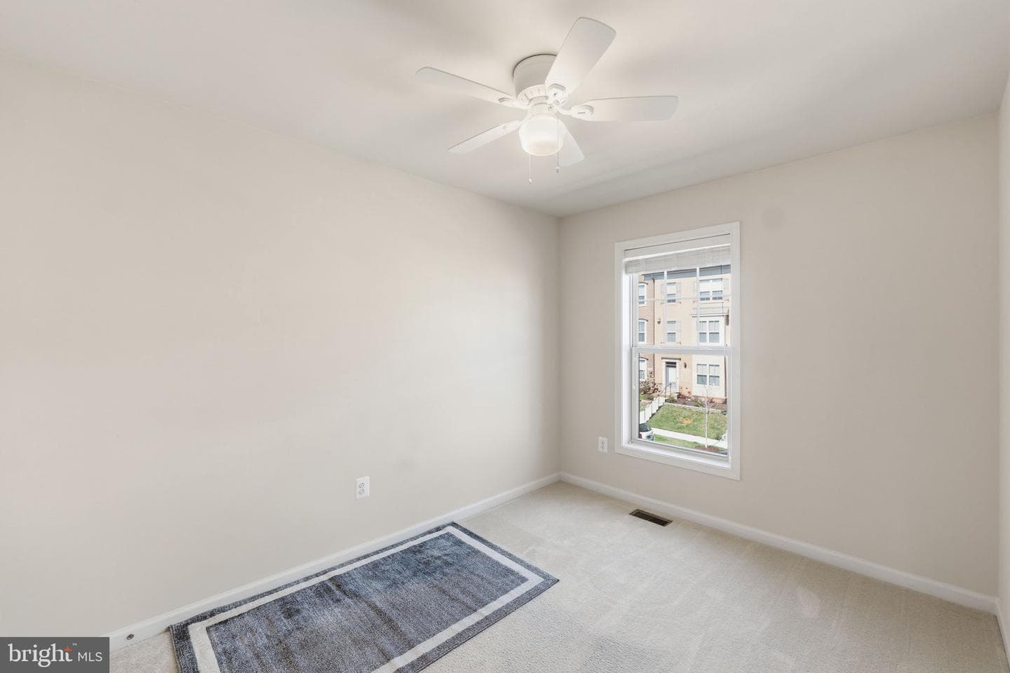 13742 Petrel Street photo 25