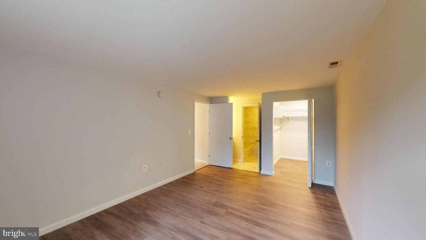 18204 Swiss Circle #3-102 photo 36