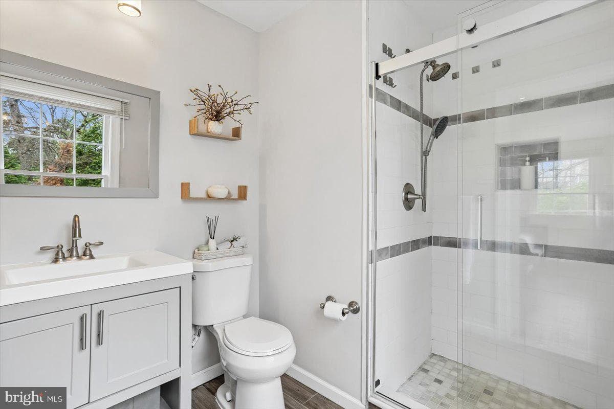 14400 Jones Lane photo 25