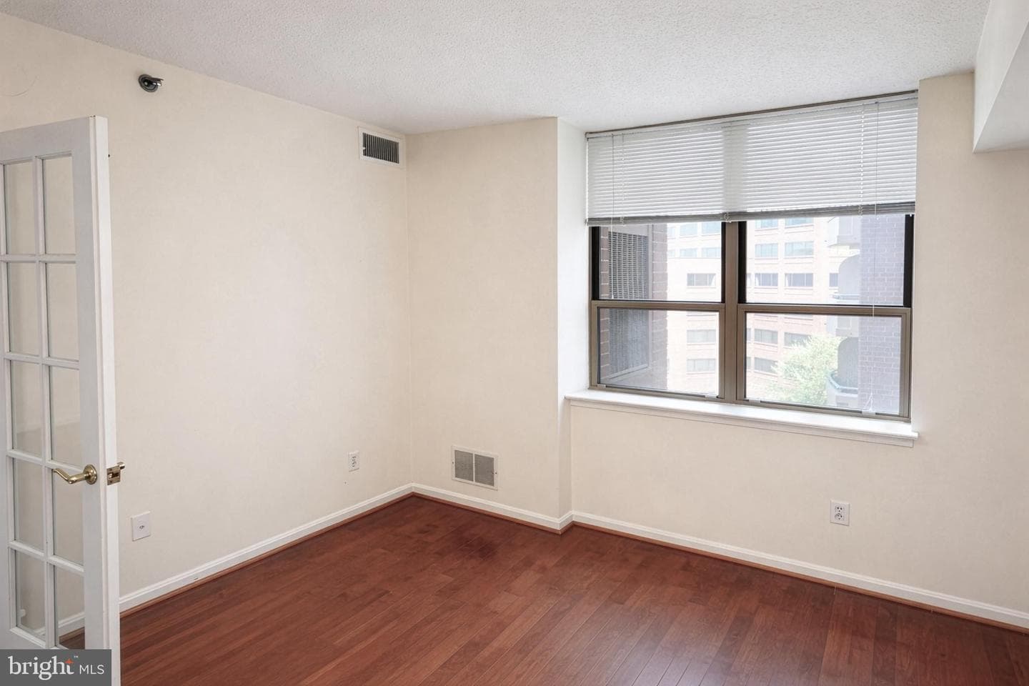 4808 Moorland Ln # 701 photo 12