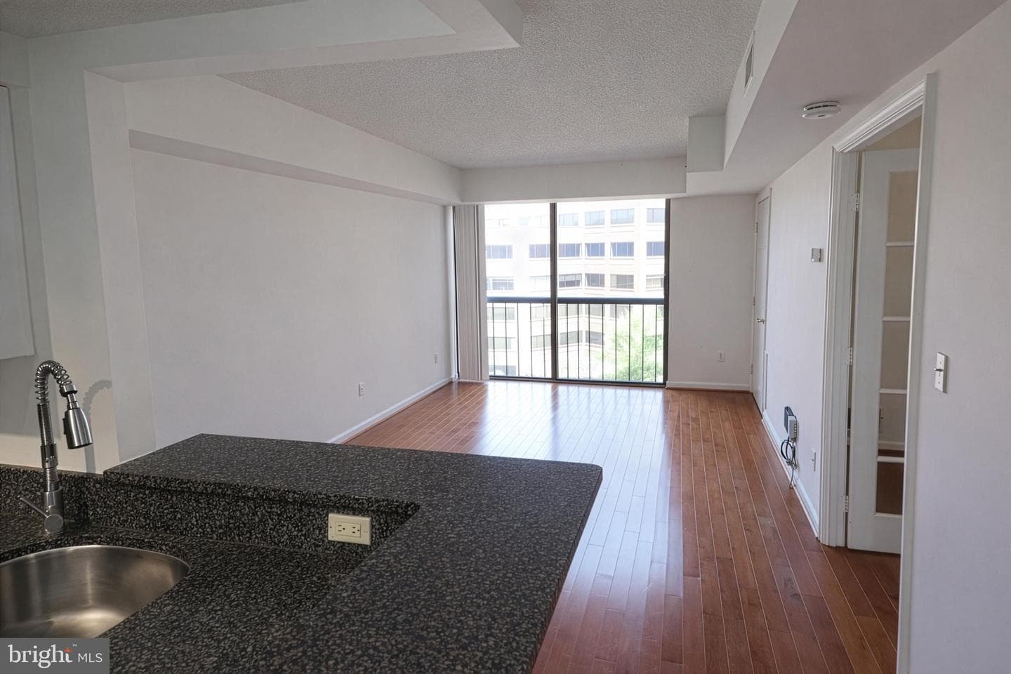 4808 Moorland Ln # 701 photo 4