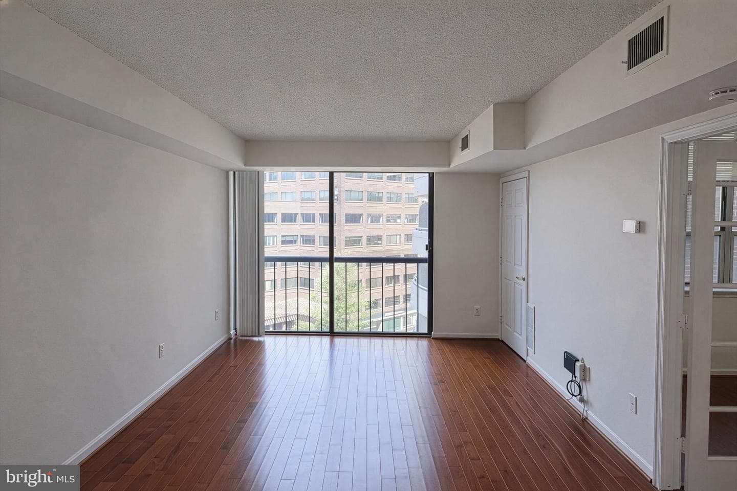 4808 Moorland Ln # 701 photo 9