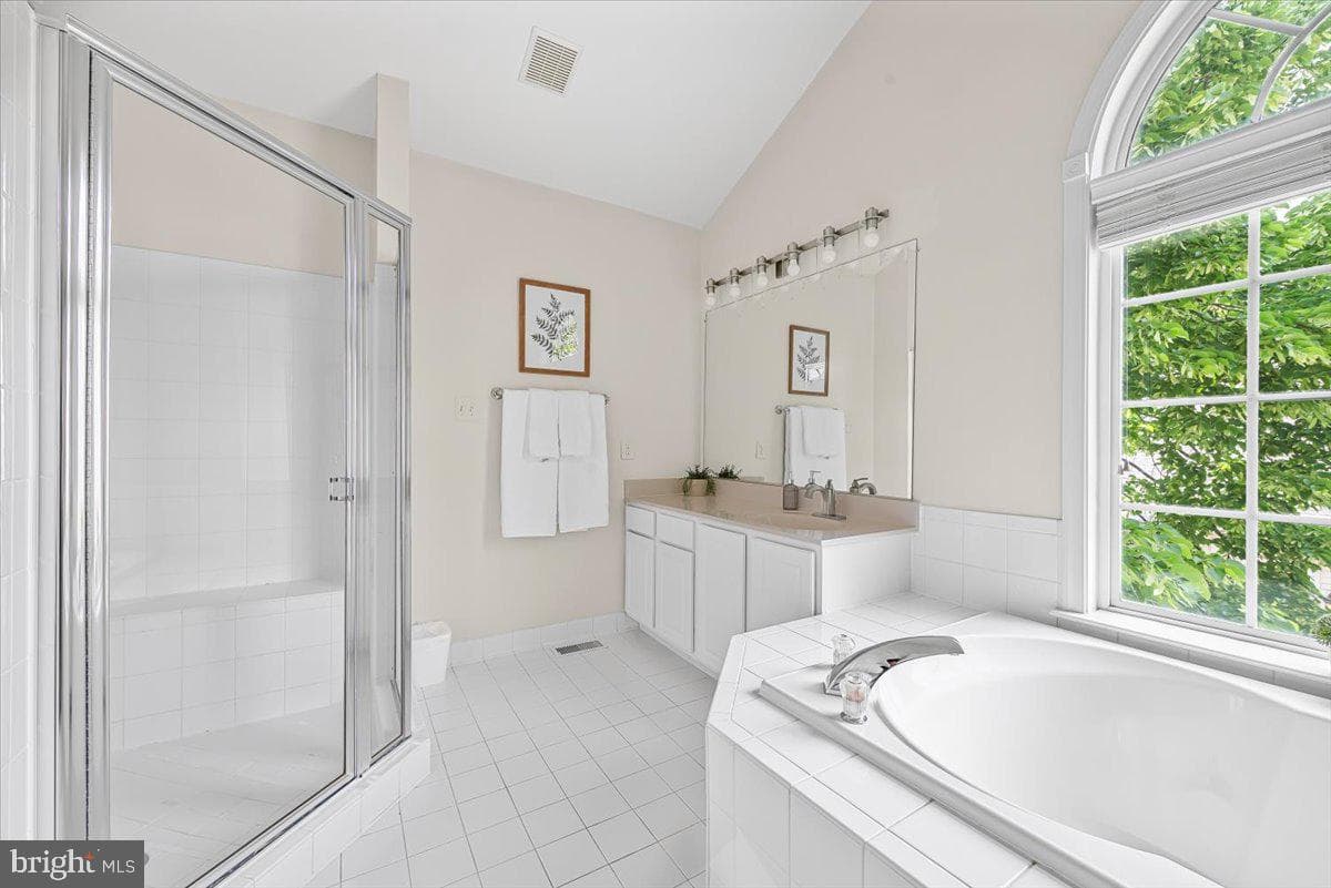 207 Creek Valley Lane photo 21