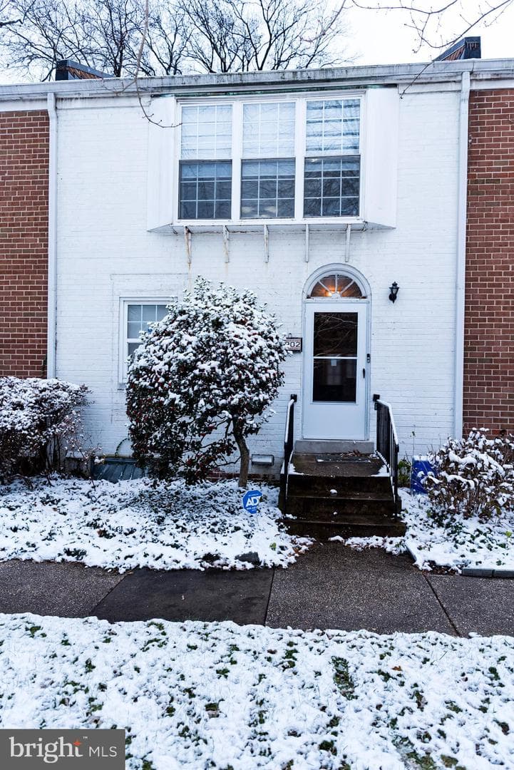 8902 16th Street #8902, Silver Spring