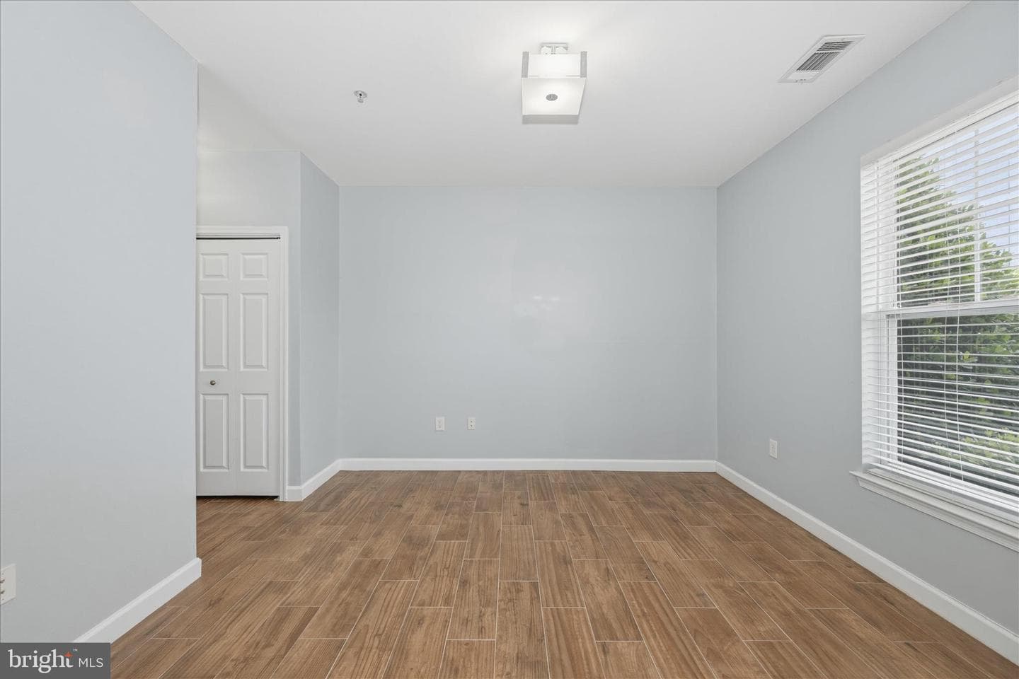 501 Hungerford Drive #139 photo 30