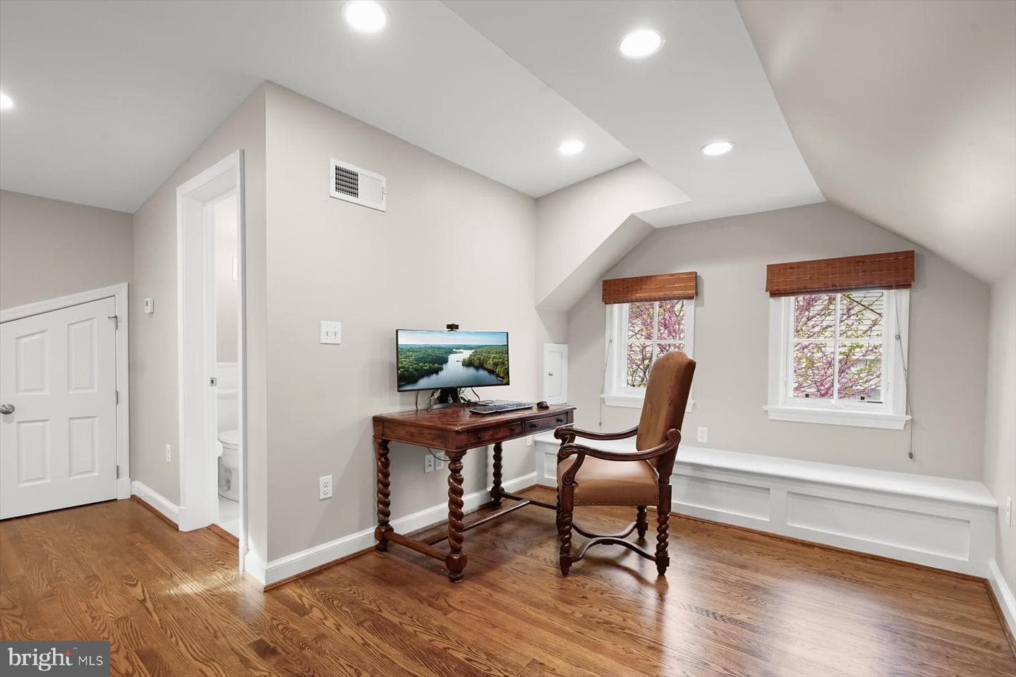 5706 Rockmere Drive photo 34