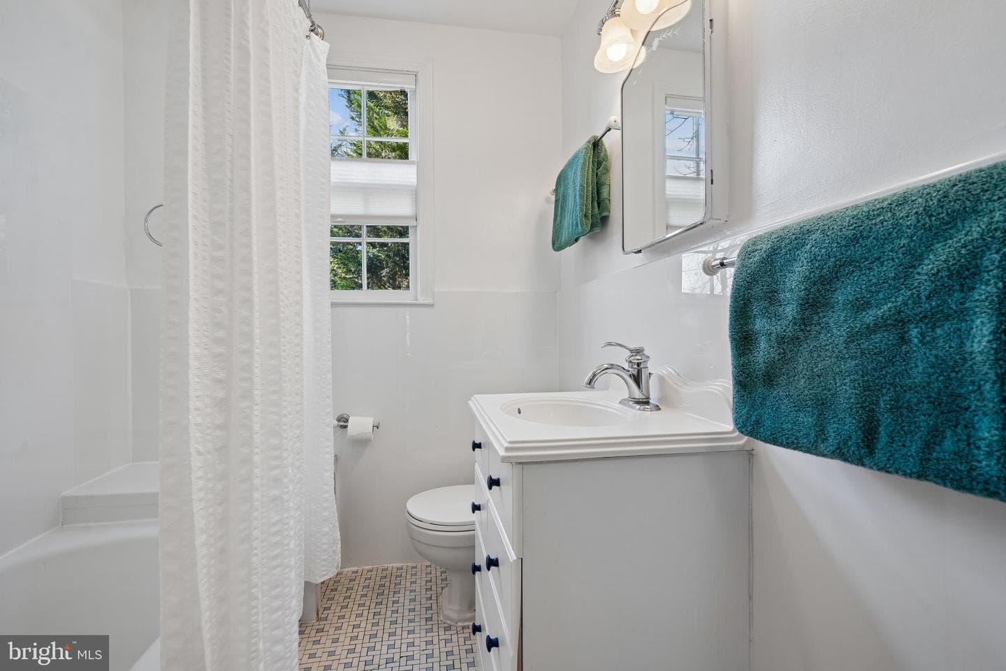 6500 Brookes Hill Court photo 21