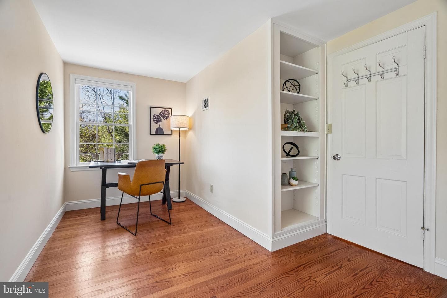 6500 Brookes Hill Court photo 28