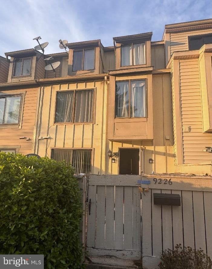 9226 Chadburn Place, Montgomery Village