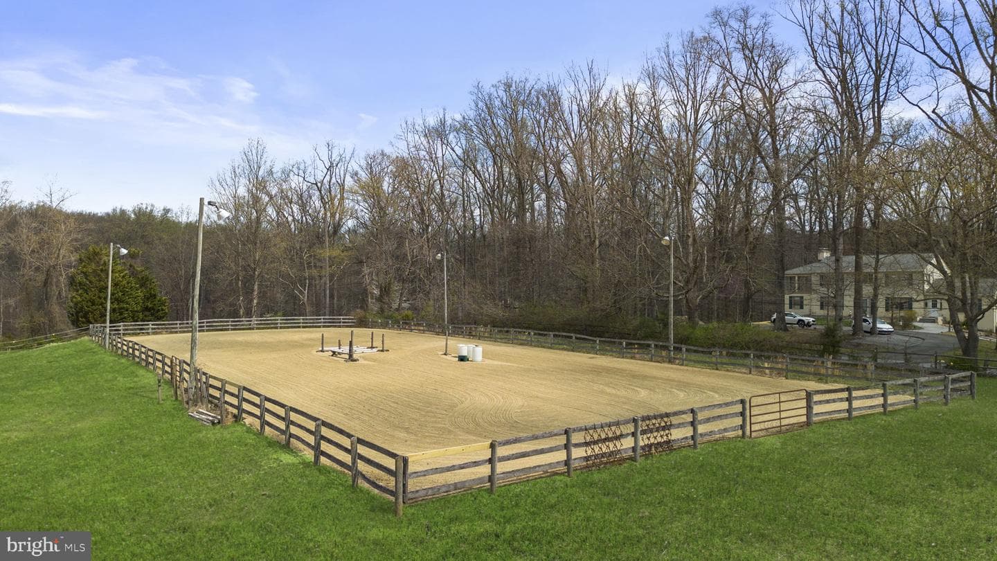 16510 Batchellors Forest Road, Olney