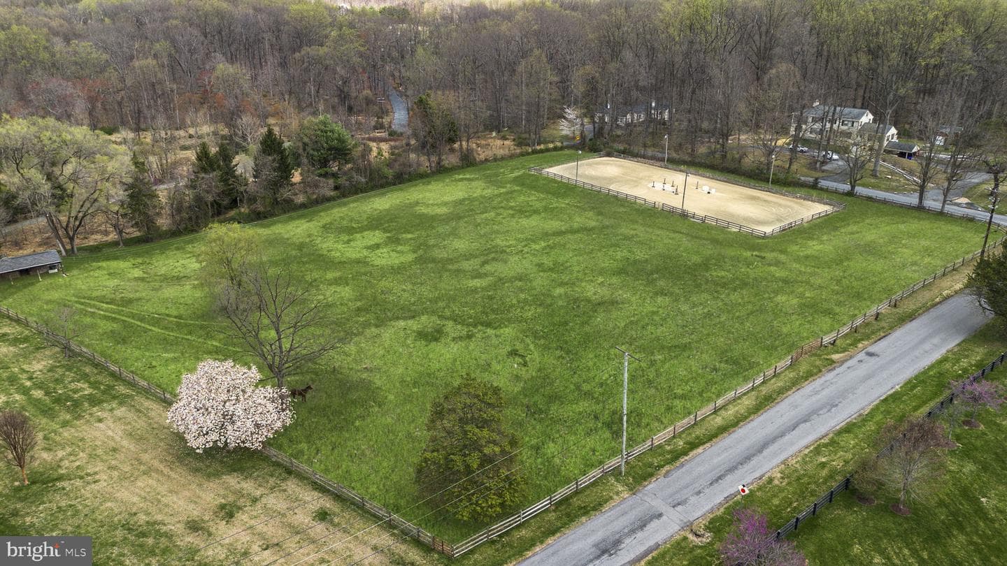 16510 Batchellors Forest Road photo 55