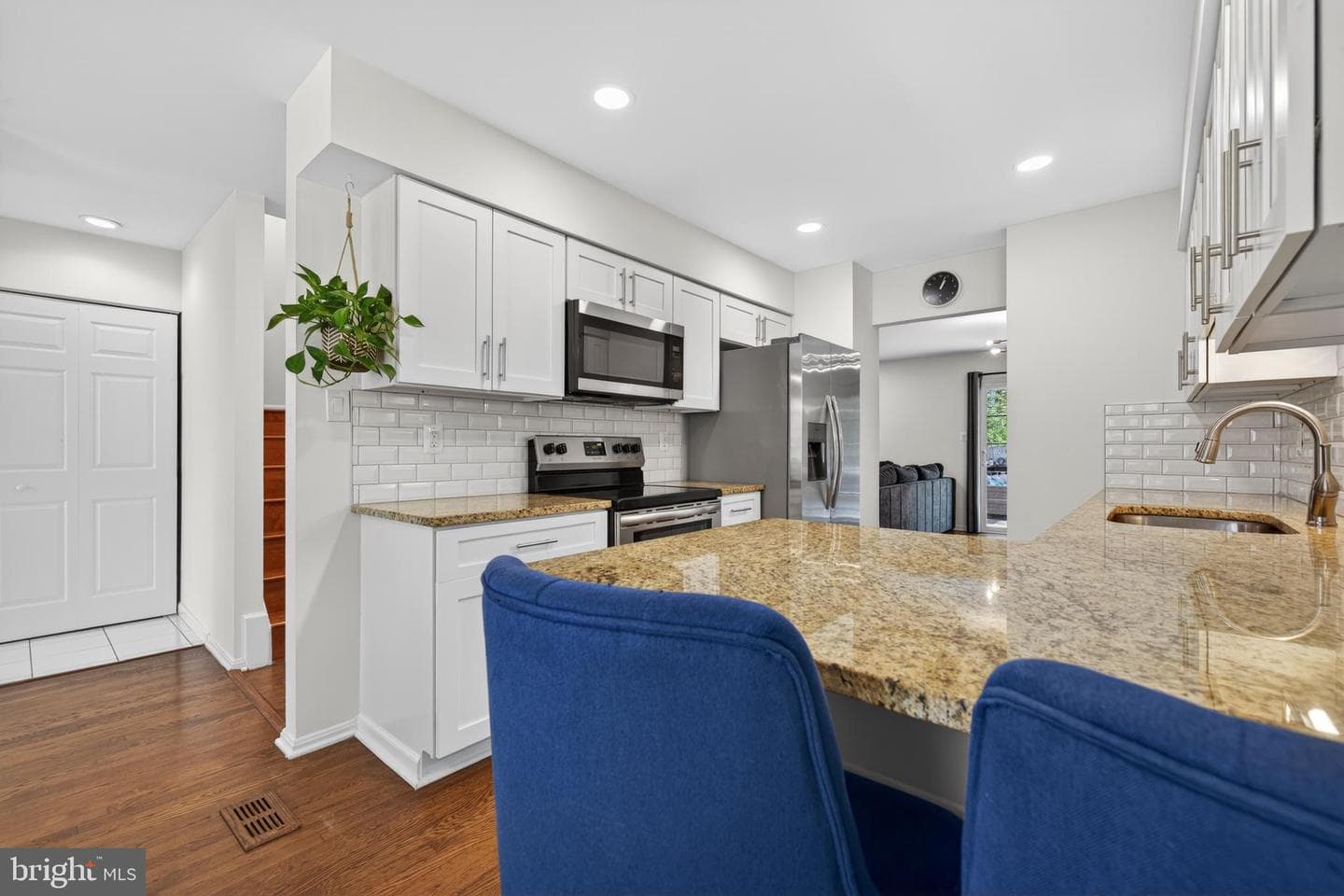 1327 Carlsbad Drive photo 4