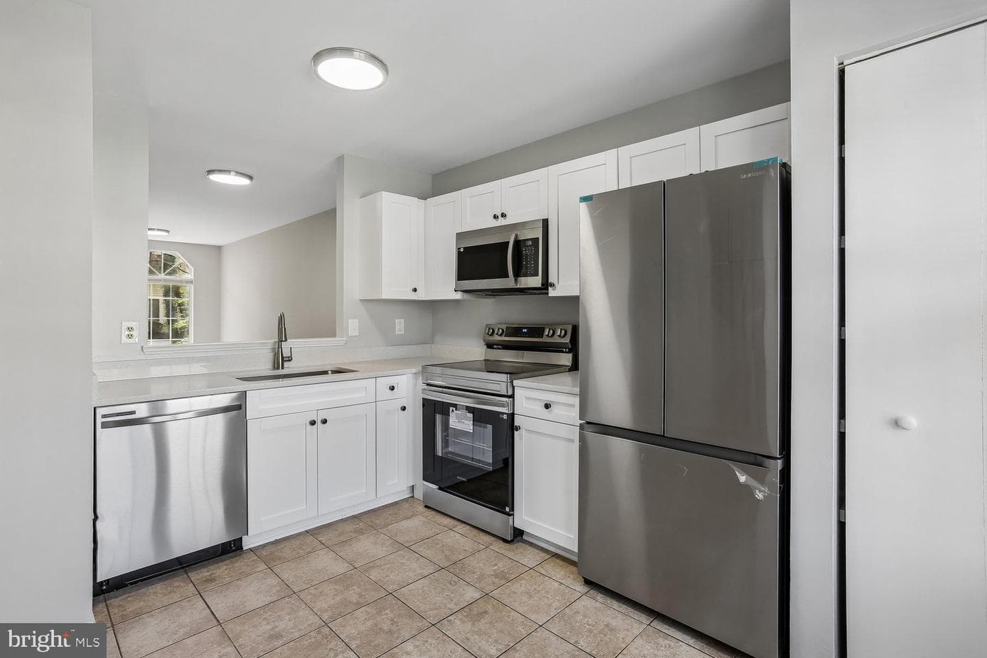 12108 Flag Harbor Drive photo 4