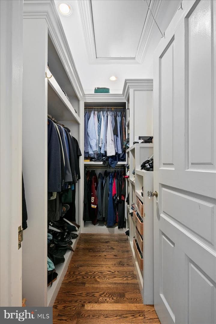 10400 Montgomery Avenue photo 54