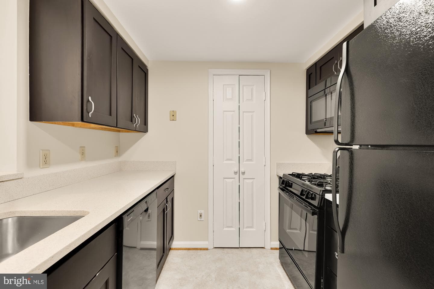 4808 Moorland Lane #614 photo 8