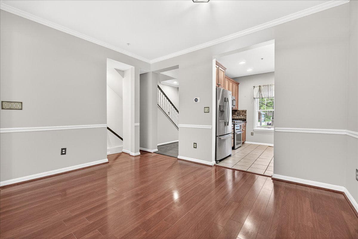 18733 Falling River Drive photo 11
