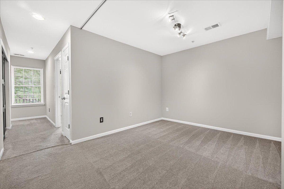 18733 Falling River Drive photo 25