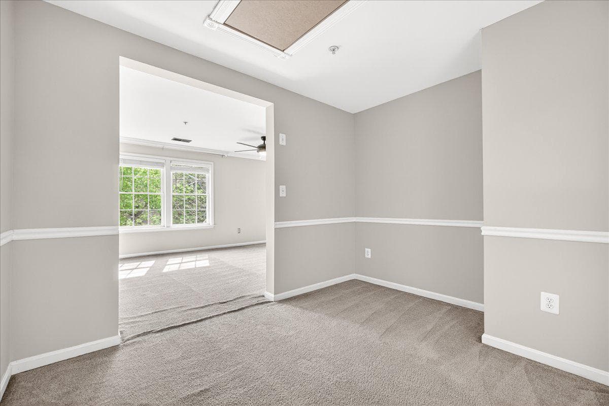 18733 Falling River Drive photo 32