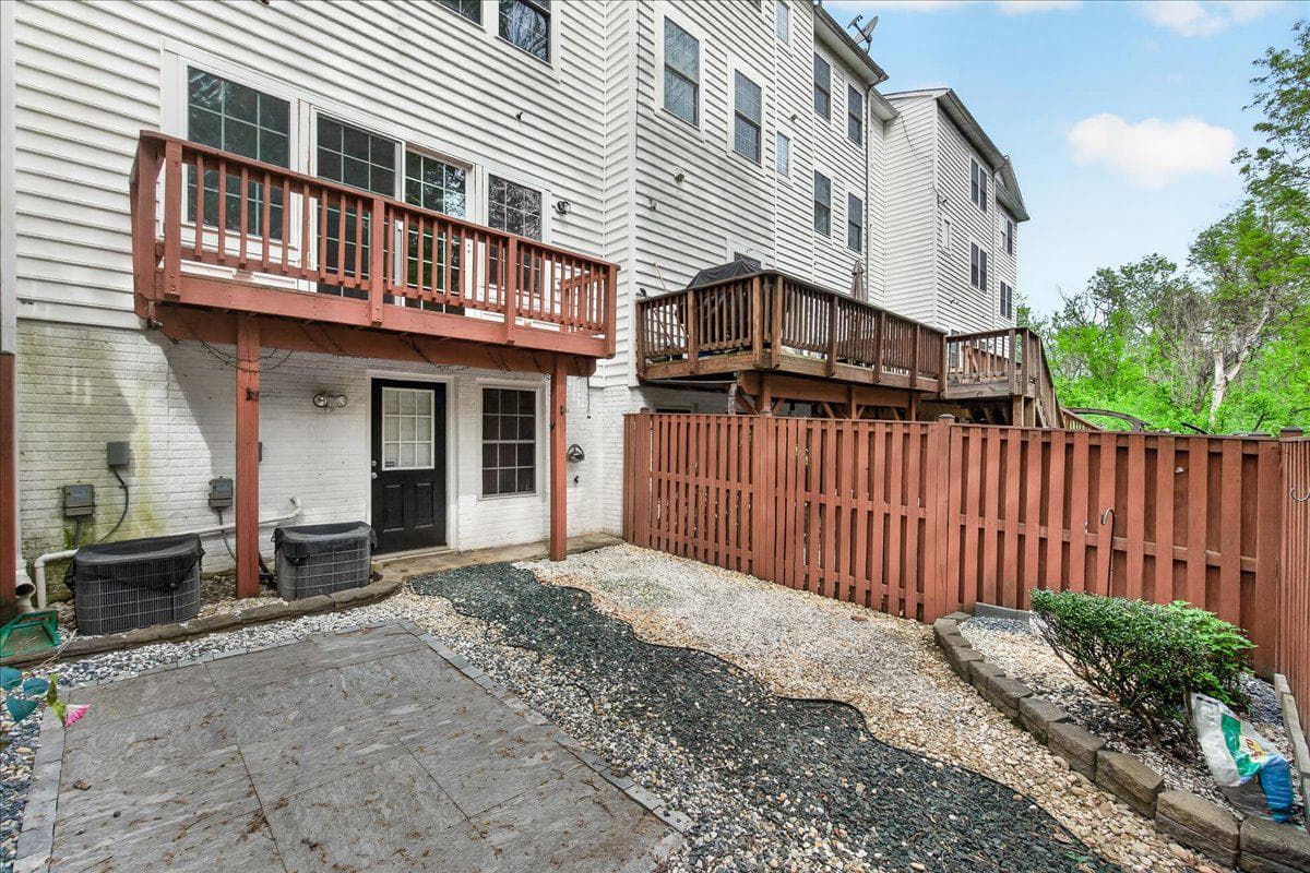 18733 Falling River Drive photo 44