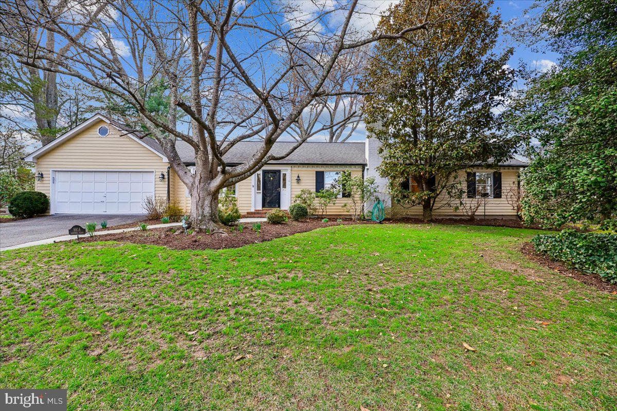 9814 Gartrell Place