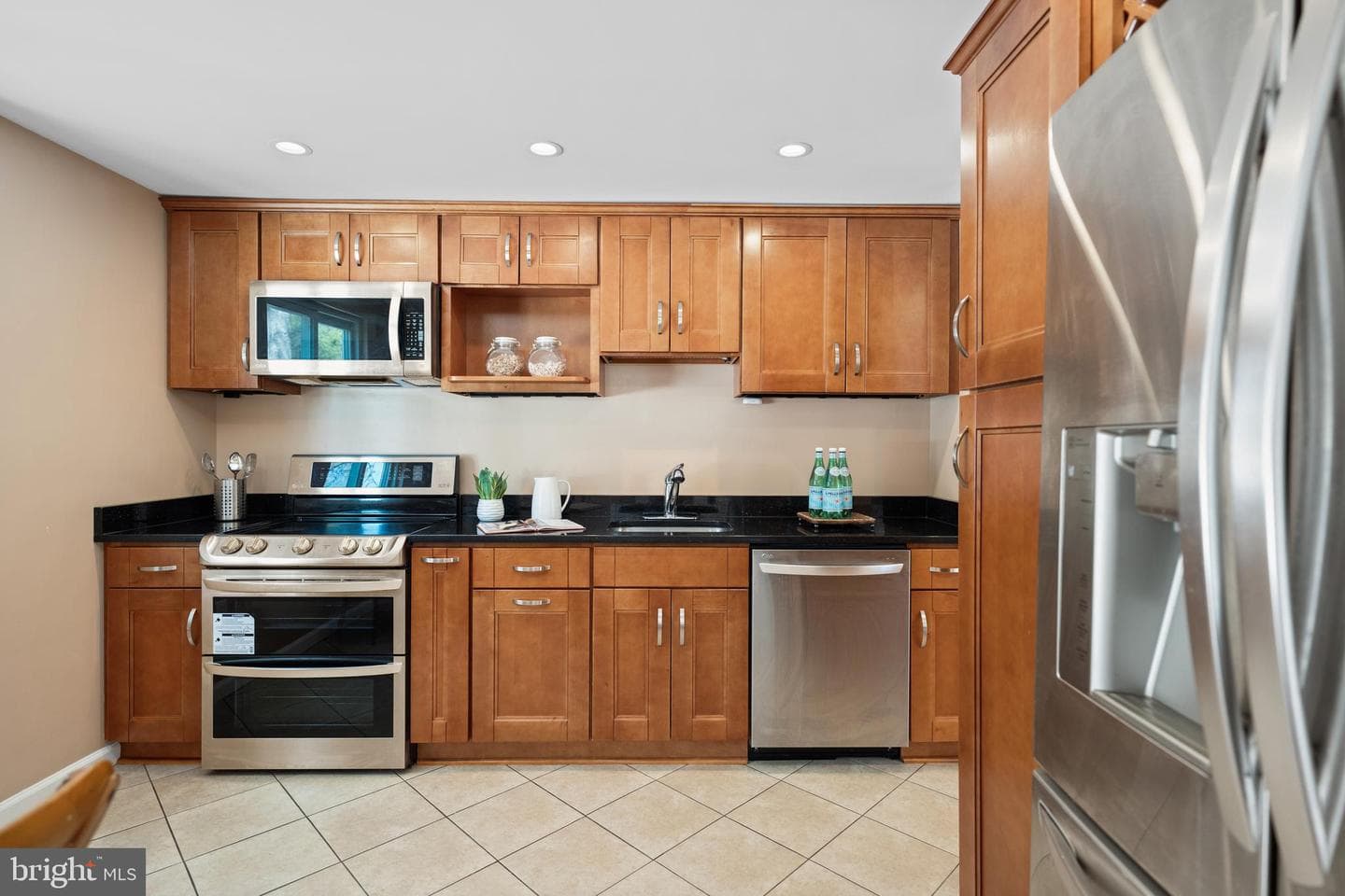 19517 Laguna Drive photo 6