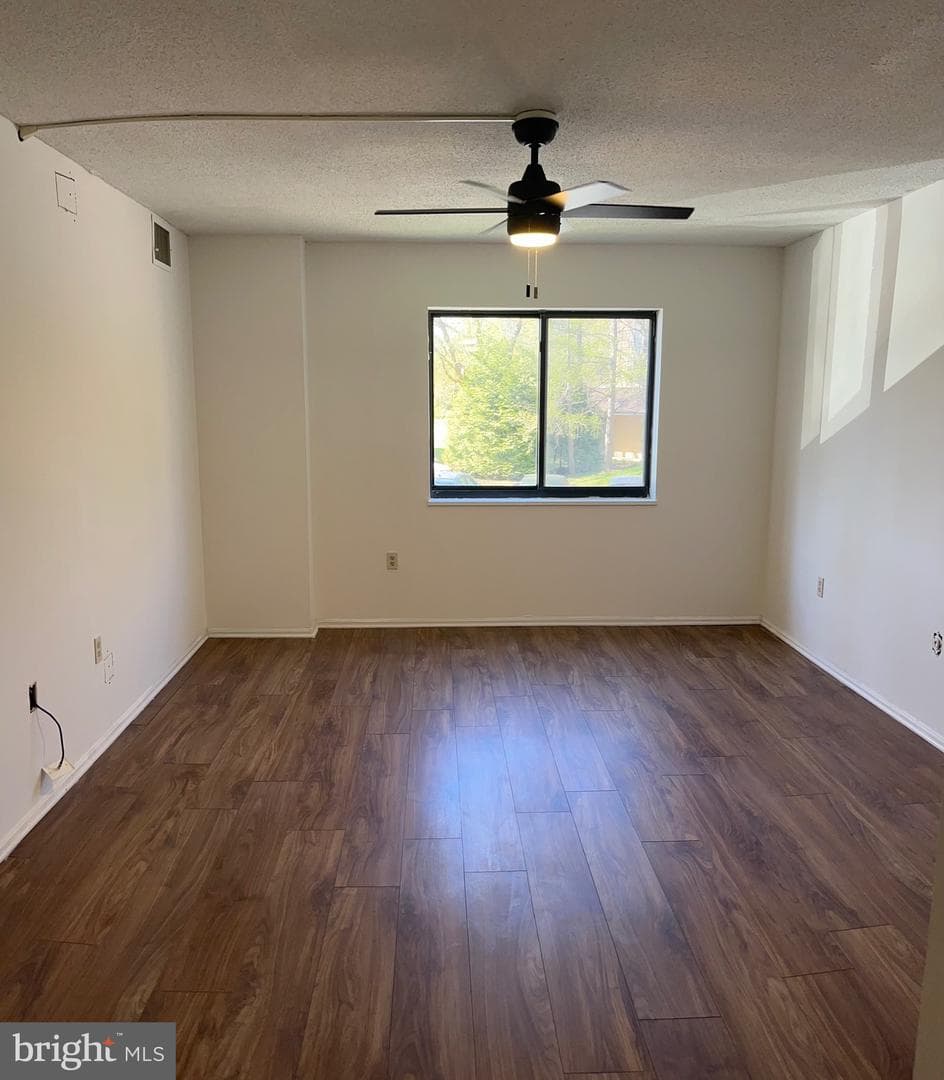 15101 Interlachen Drive #1-124 photo 17