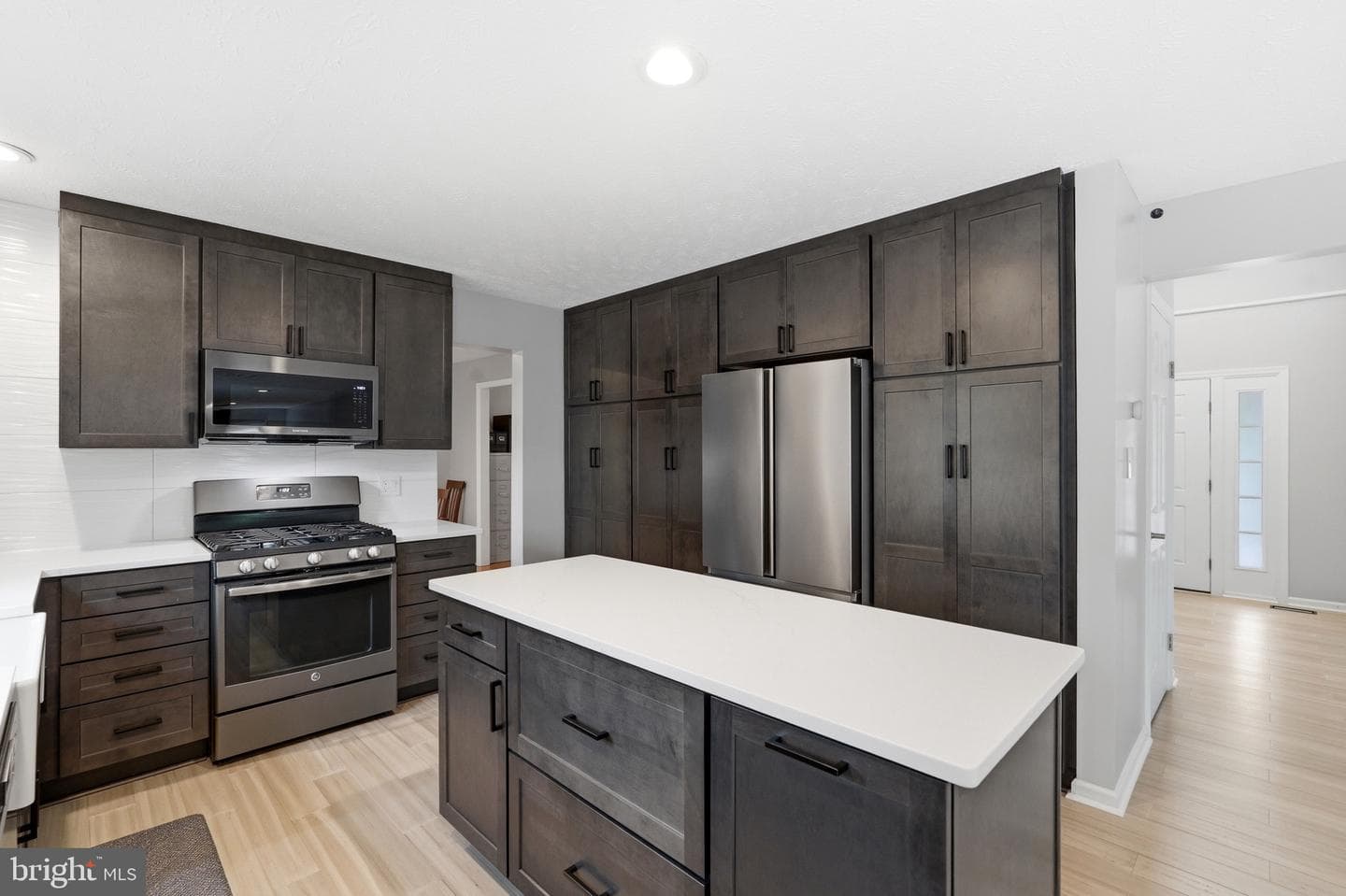 19010 Wootton Avenue photo 16