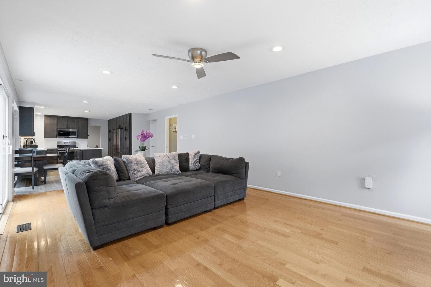 19010 Wootton Avenue photo 20